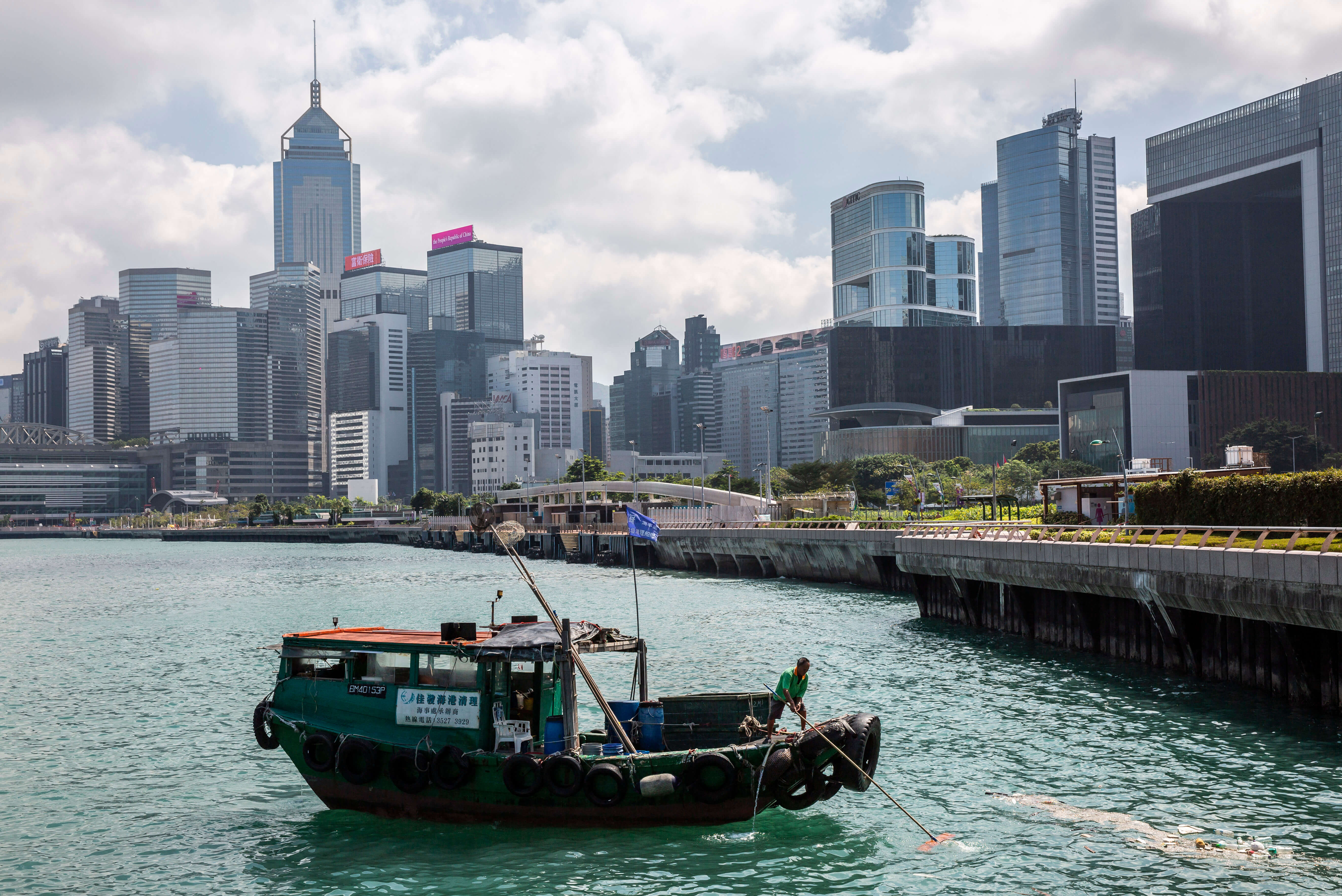 3 exciting scholarships to study in Hong Kong