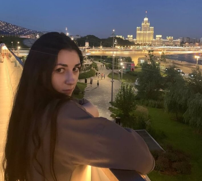This Russian student faces a big decision on whether or not to move on from China