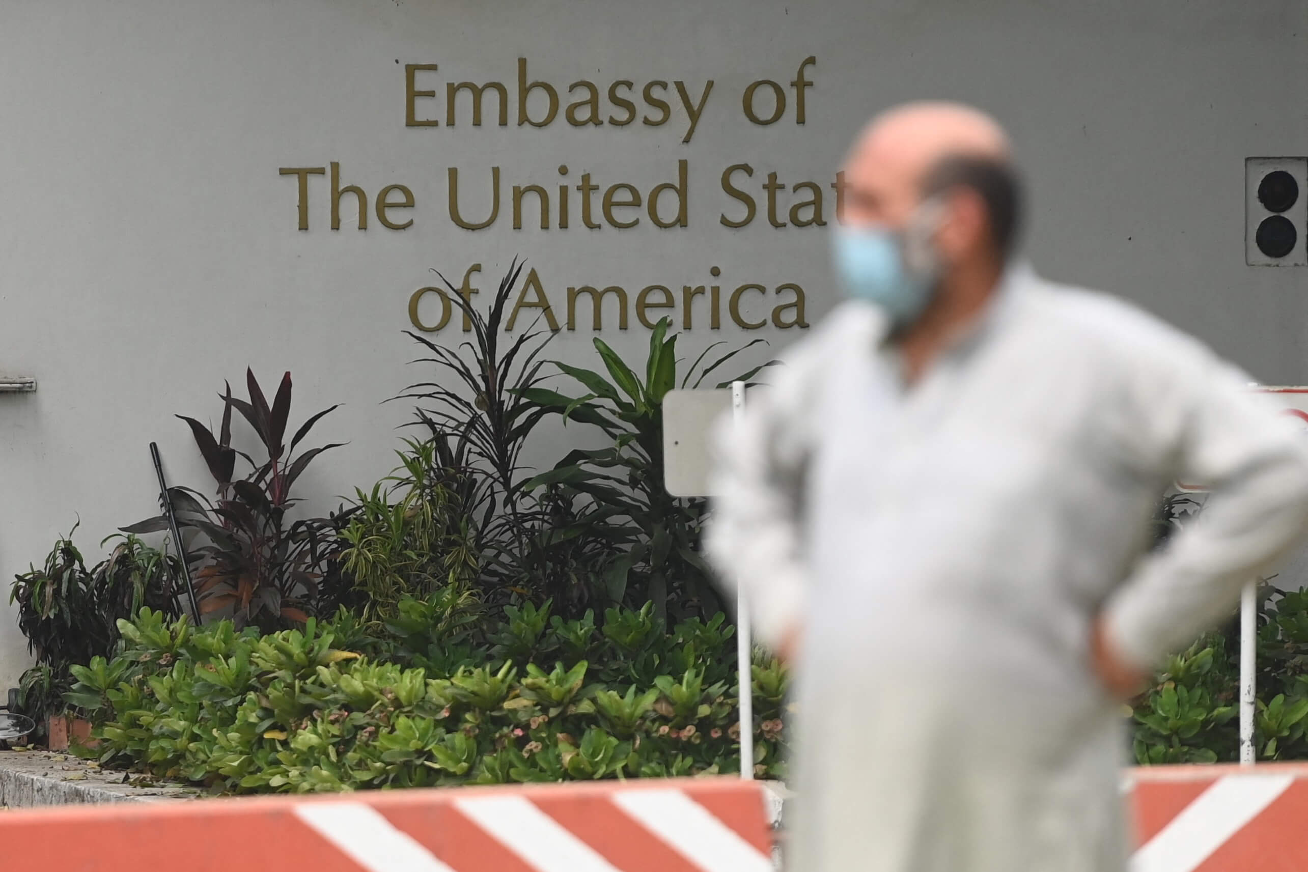 Apply for a US visa in India: The US Embassy in India has announced that it will stop in-person appointments for student visas starting in January due to record numbers in application.