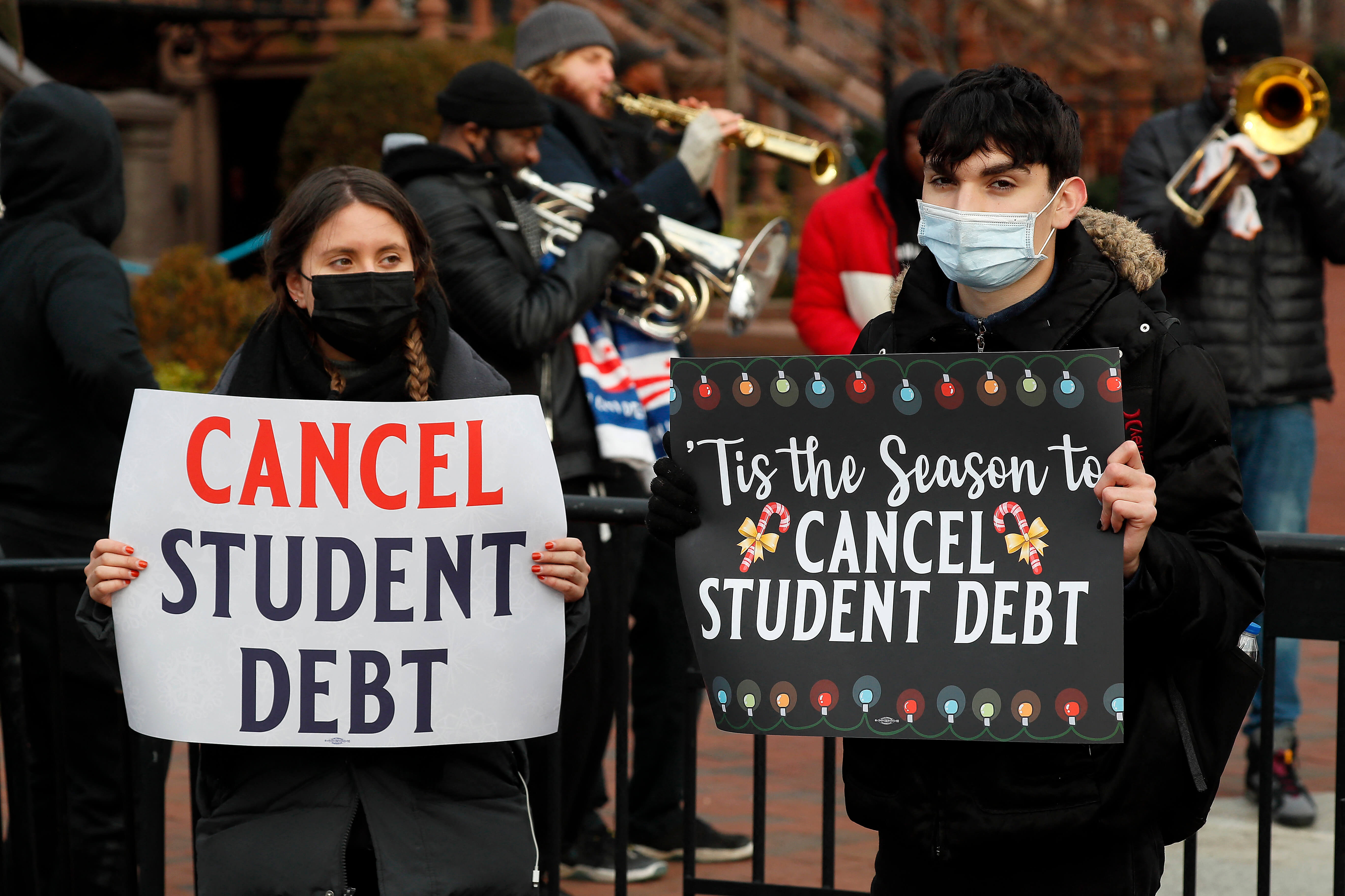 How international students are affected by Canada’s student debt crisis and tuition fee hikes