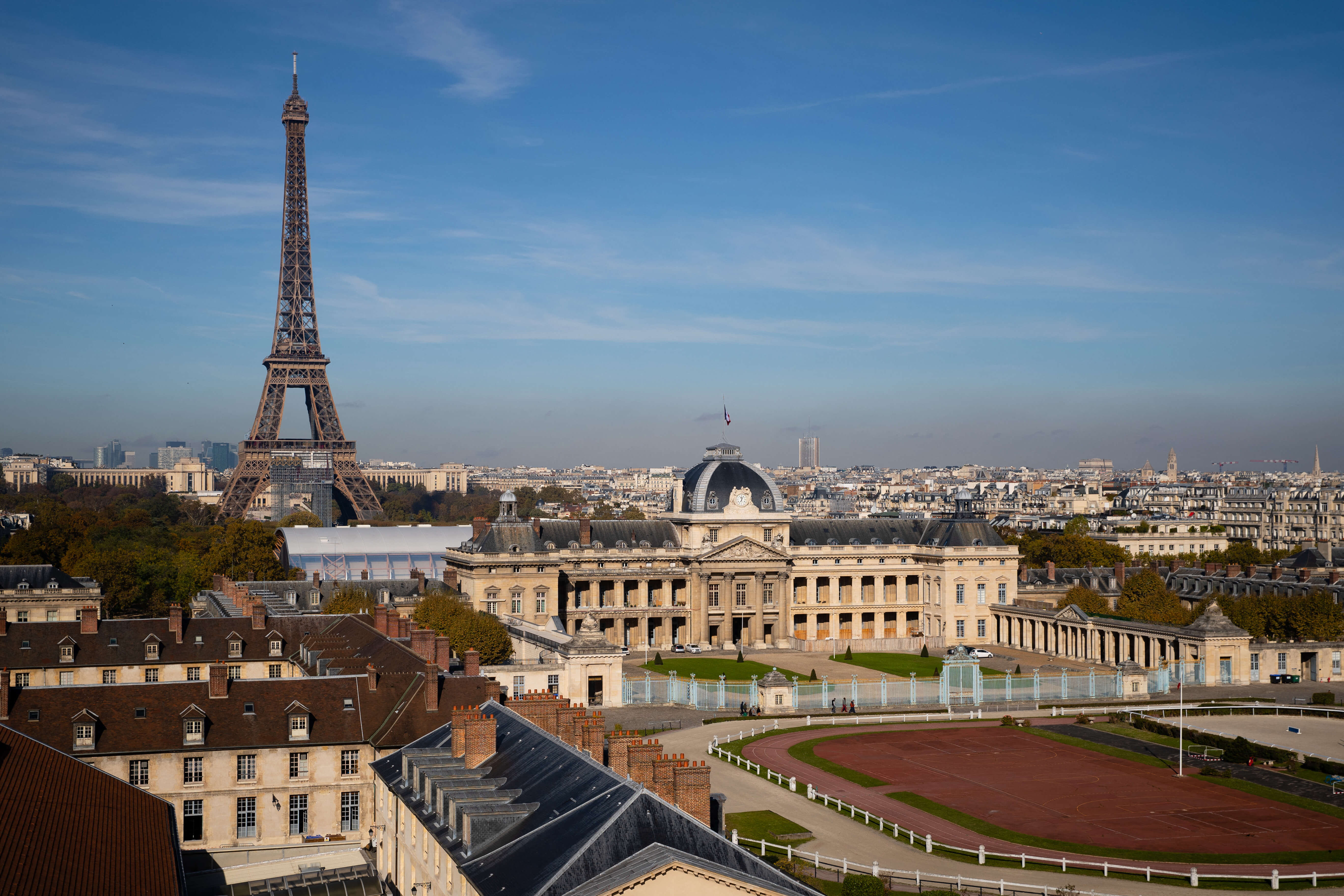 The PhilFrance Scholarship is open for Filipino students to study in France