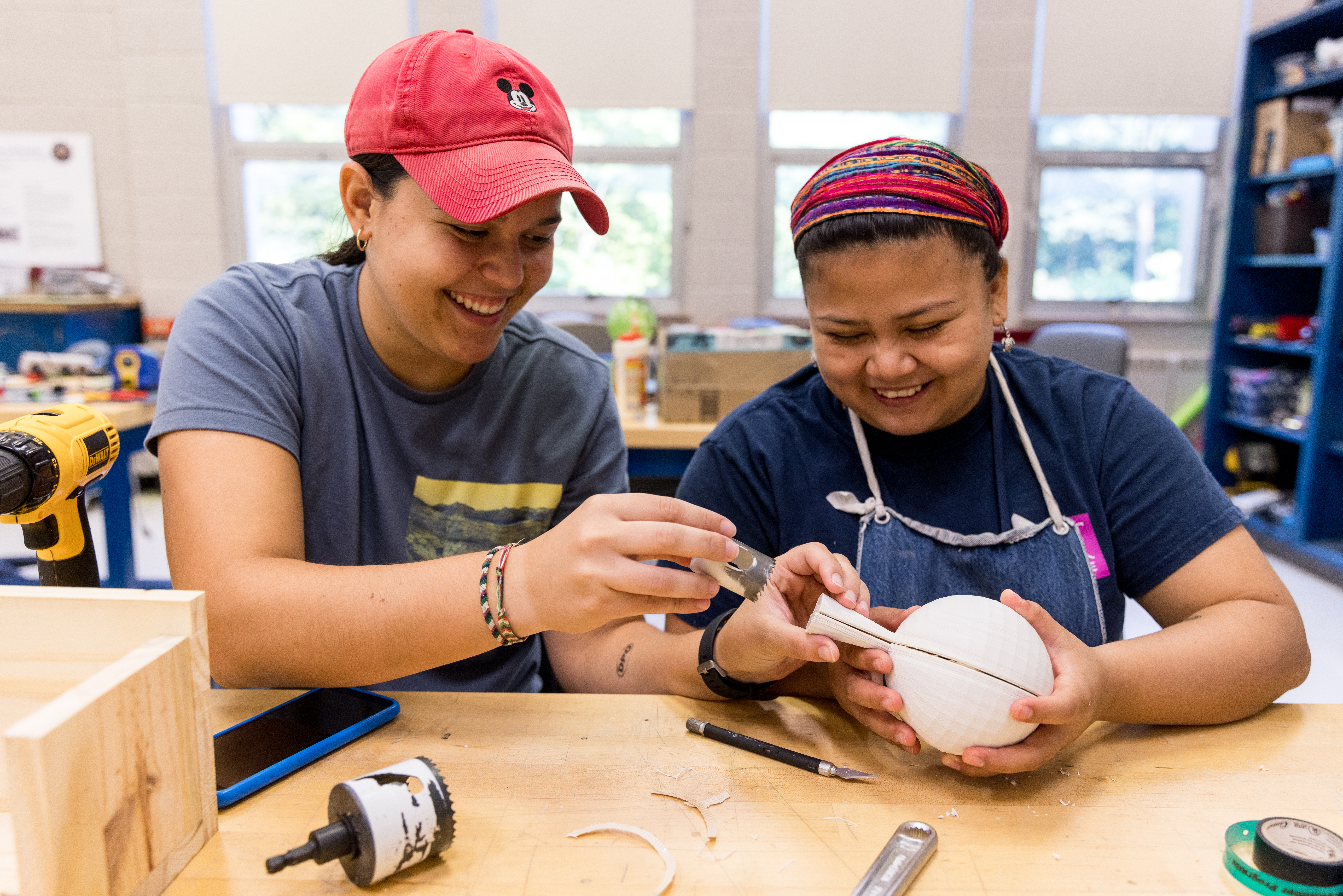 4 US colleges transforming women into dynamic STEM leaders