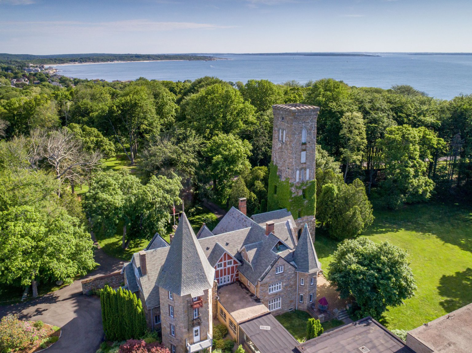 Middlebridge School Inclusive community transcending borders