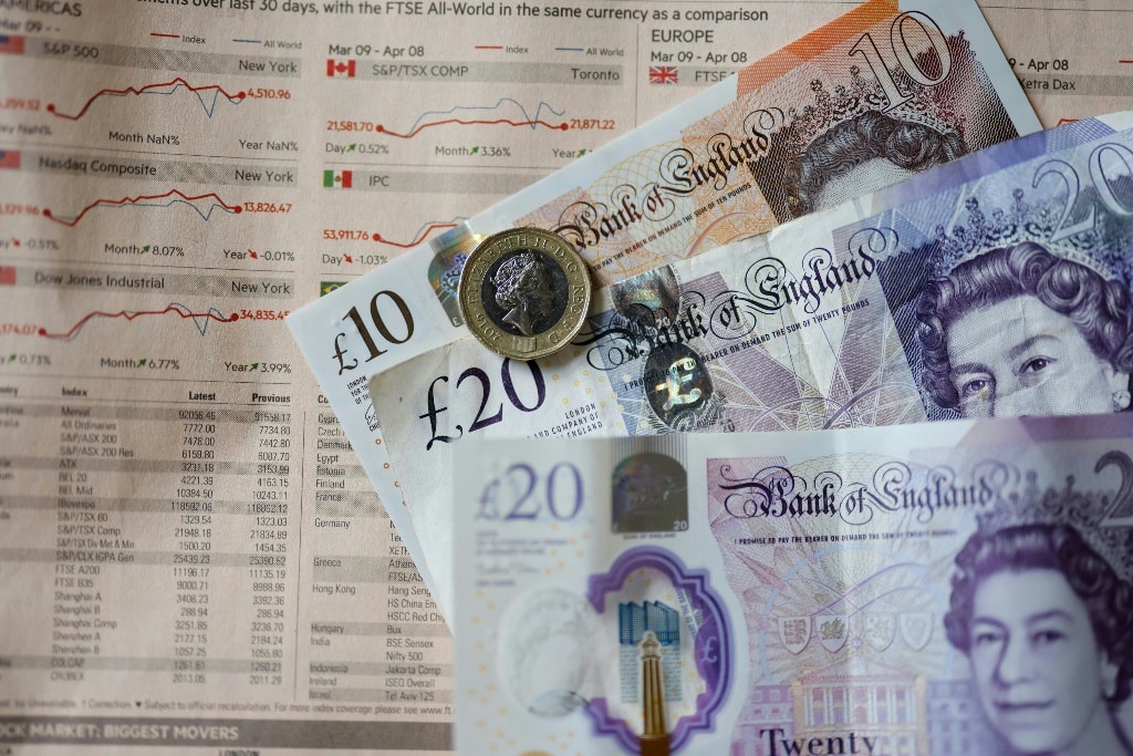 How int’l students can capitalise on a weak pound as it rebounds